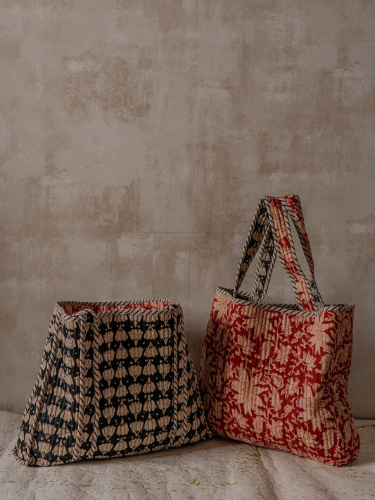 Jujube Tote